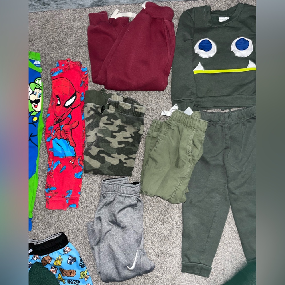 Boys 3T bundle - Picture 3 of 9